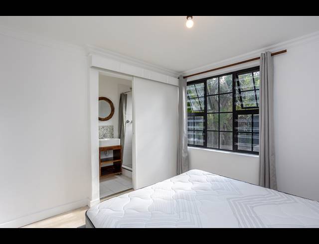 1 BEDROOM FLAT TO LET IN CLAREMONT